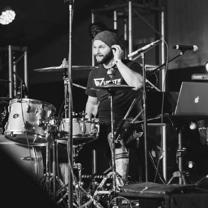 29572693_603050783369451_1810948713161728485_n